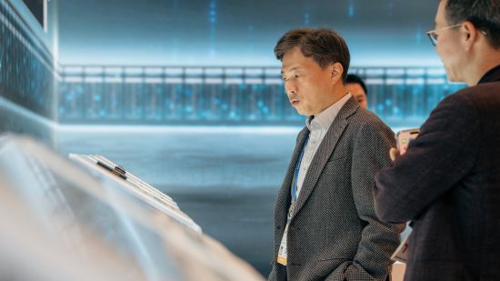 ���� ���